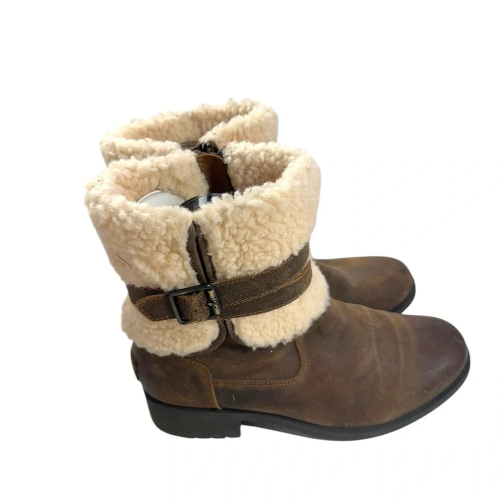 UGG Women's Blayre III Boot Snow Boots size 9.5 - Picture 2 of 10